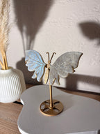 Mondstein Schmetterling auf Ständer