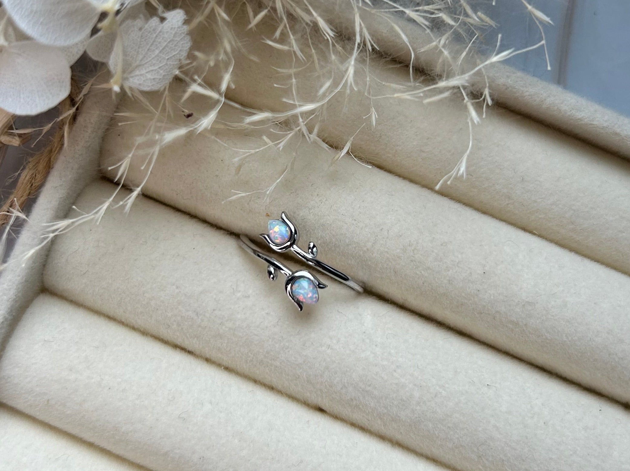 Tulpenring mit Opal | Silber