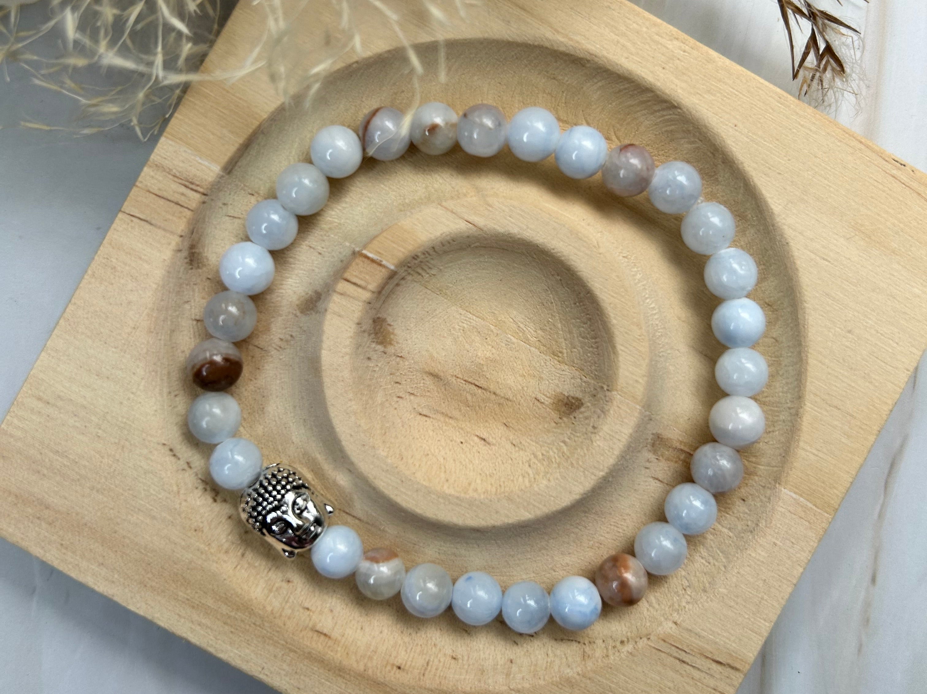 Chalcedon Armband mit Buddha Charm