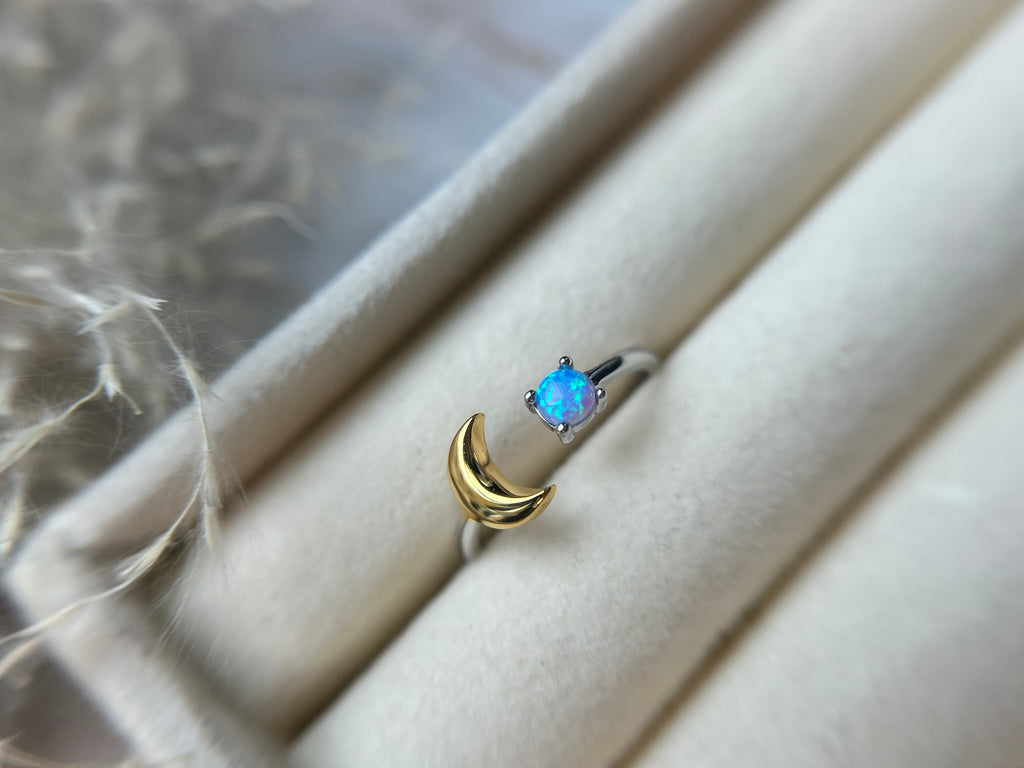 Mond & Opal Ring
