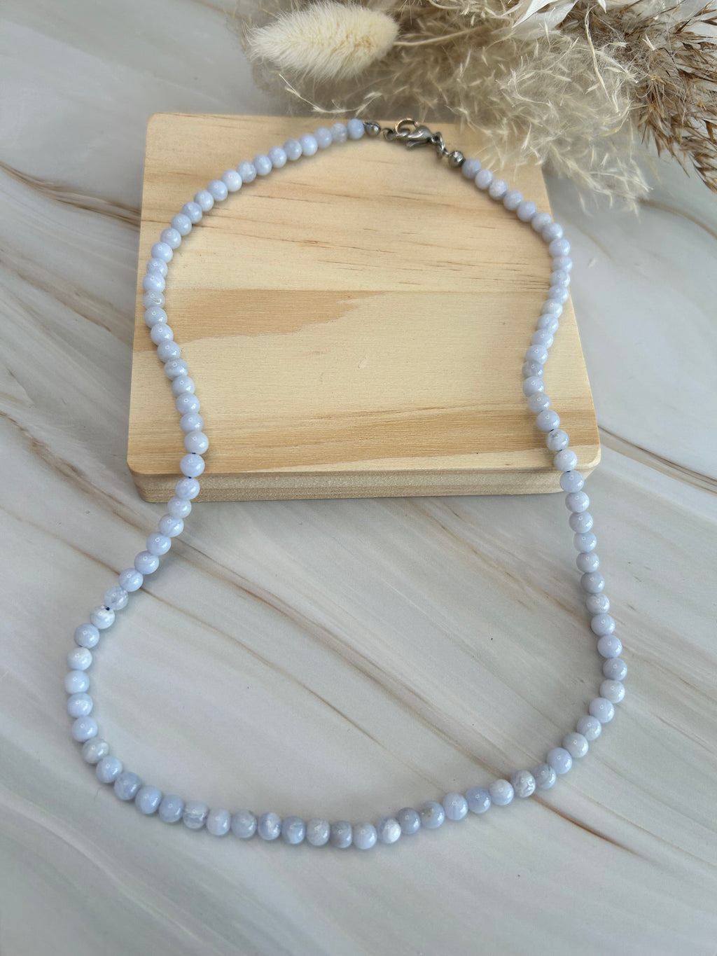 Chalcedon Halskette