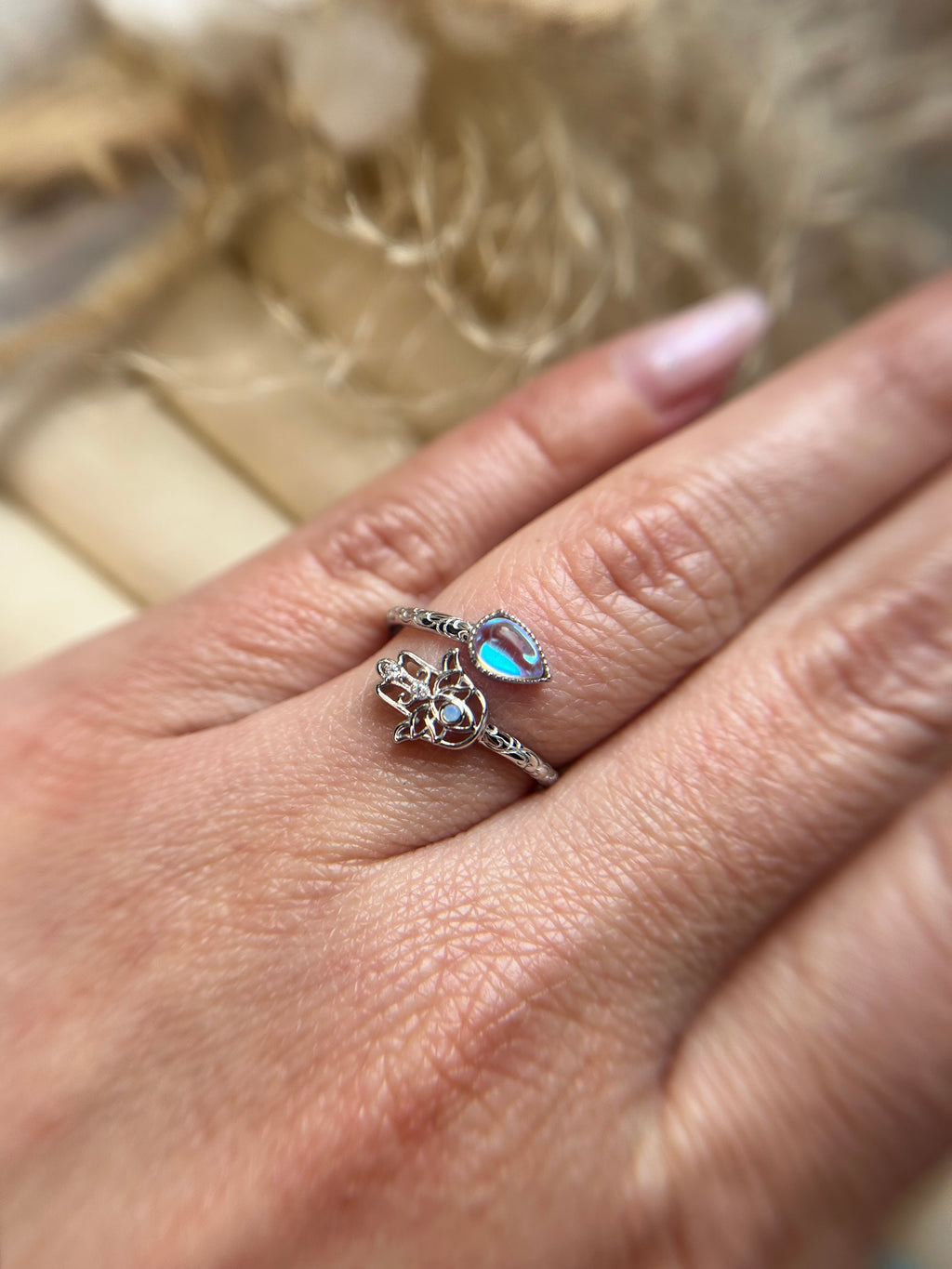 Hand der Fatima Ring mit Opal