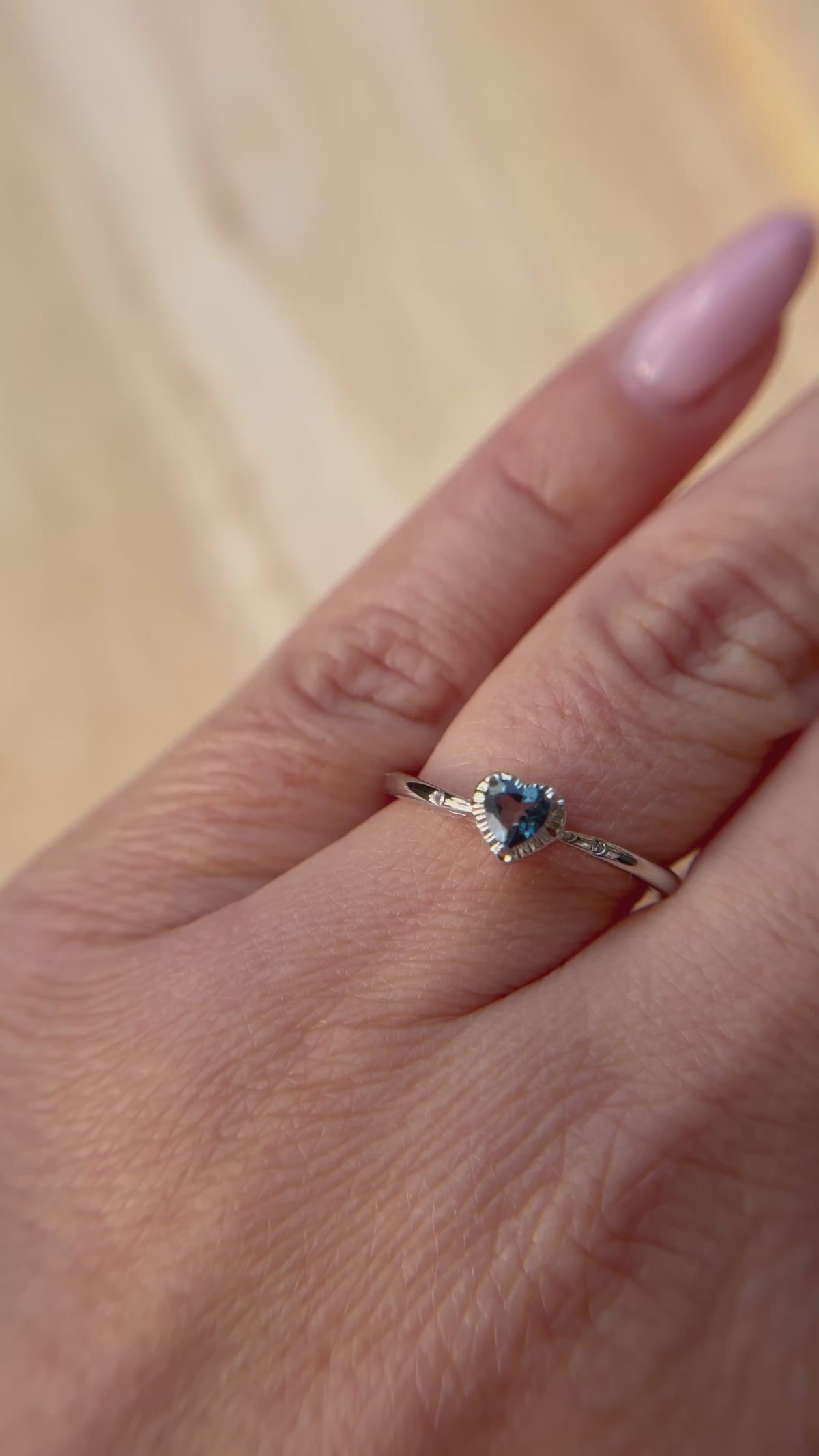 London Blue Topas Herzring
